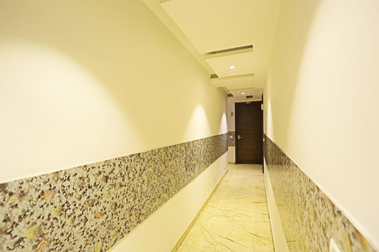 Hotel Sm Suits Near Delhi Airport-Unit By Grand Urban Luxury ニューデリー エクステリア 写真