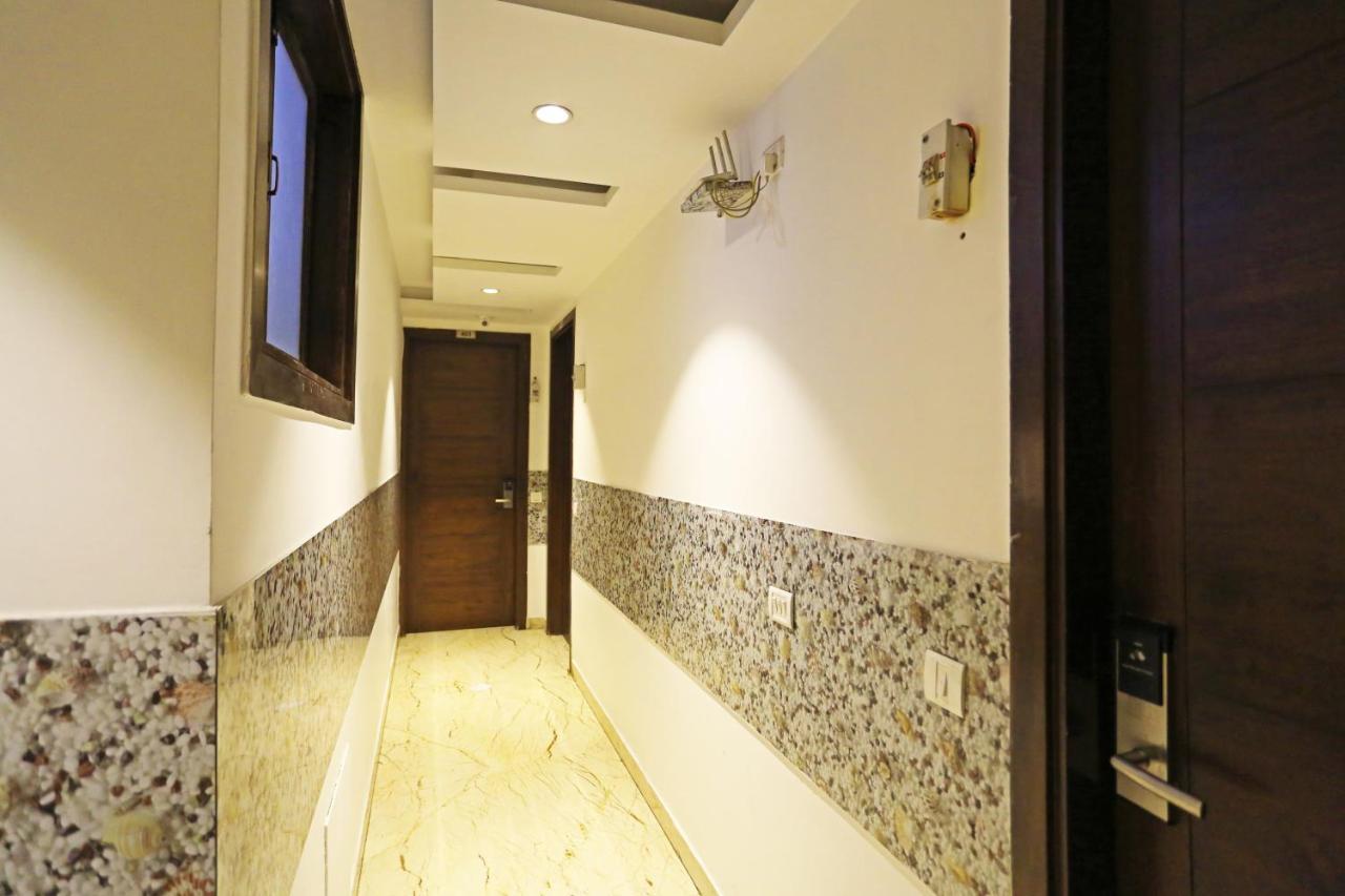 Hotel Sm Suits Near Delhi Airport-Unit By Grand Urban Luxury ニューデリー エクステリア 写真