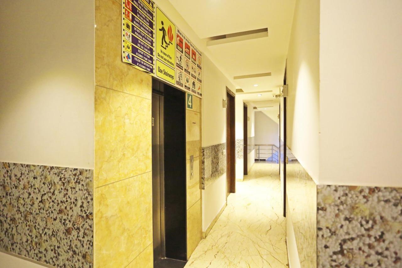 Hotel Sm Suits Near Delhi Airport-Unit By Grand Urban Luxury ニューデリー エクステリア 写真