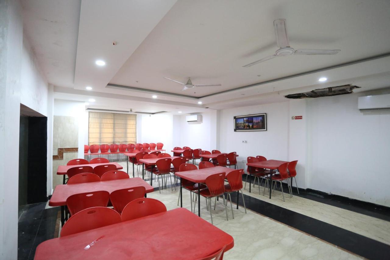 Hotel Sm Suits Near Delhi Airport-Unit By Grand Urban Luxury ニューデリー エクステリア 写真